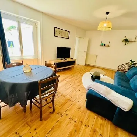 Holiday home Charmante Maison Au Calme - Proche Angouleme Saint-Saturnin (Charente)